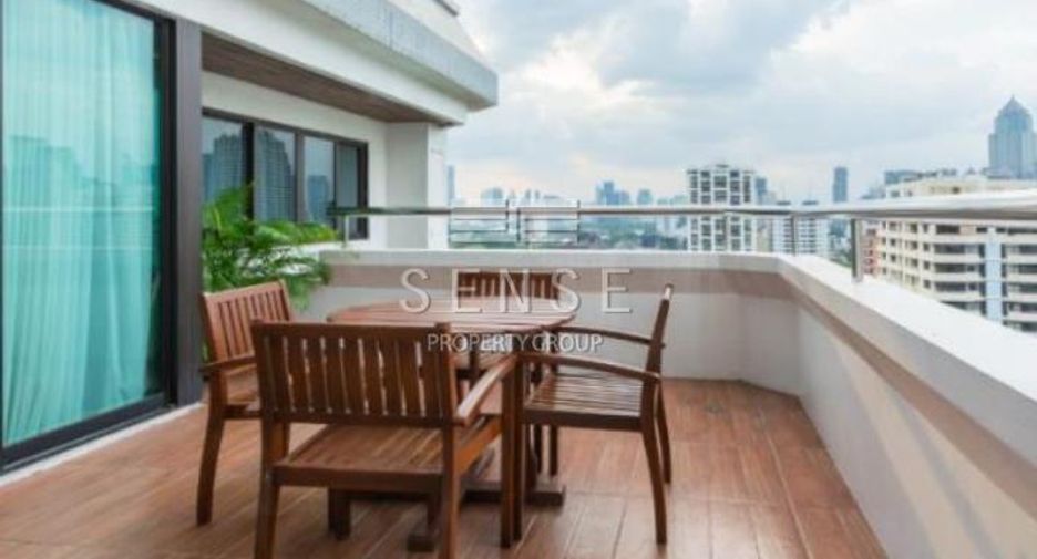 For rent 3 bedrooms condo in Watthana, Bangkok
