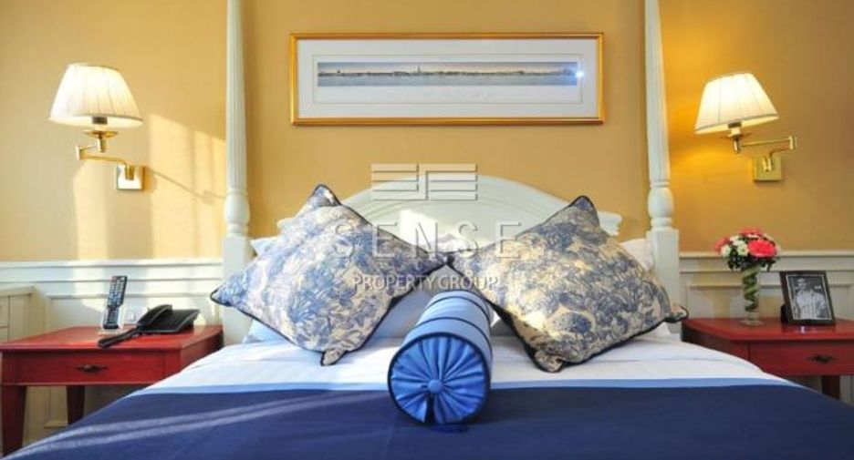 For rent 3 bedrooms condo in Watthana, Bangkok