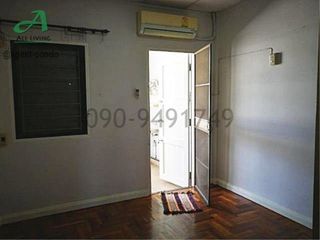 Reihenhaus zur Miete mit 2 Zimmer in Wang Thonglang, Bangkok