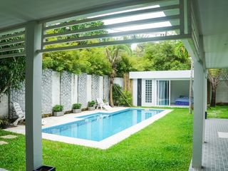 For rent and for sale 4 bedrooms villa in Thalang, Phuket