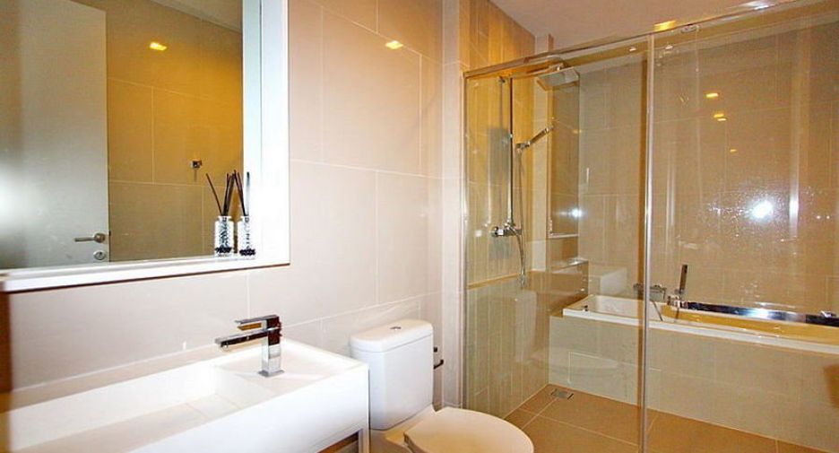 For rent 2 bedrooms condo in Bang Lamung, Chonburi