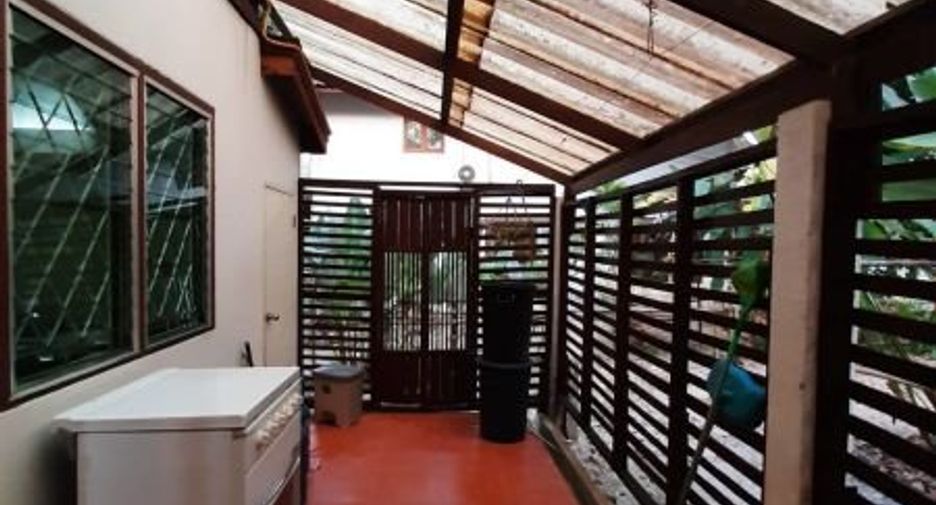 For rent 3 bedrooms house in Mueang Chiang Mai, Chiang Mai