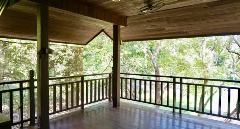 For rent 3 bedrooms house in Mueang Chiang Mai, Chiang Mai