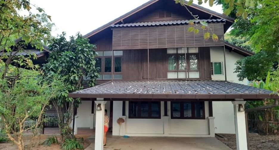 For rent 3 bedrooms house in Mueang Chiang Mai, Chiang Mai