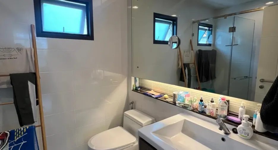 For rent 4 bedrooms house in Bang Kapi, Bangkok