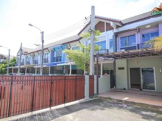 For rent そして for sale 2 Beds townhouse in Lat Phrao, Bangkok
