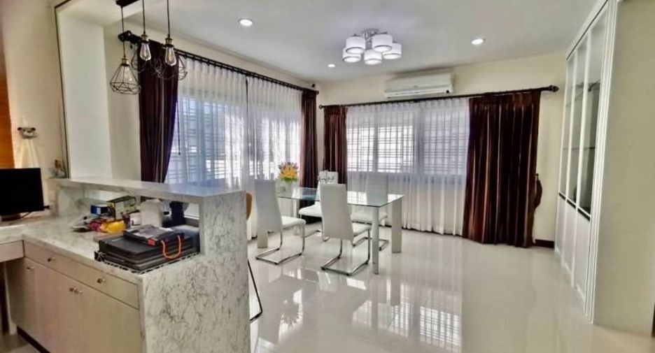 For rent 3 bed house in Mueang Rayong, Rayong
