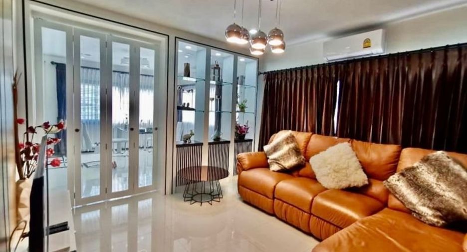 For rent 3 bed house in Mueang Rayong, Rayong