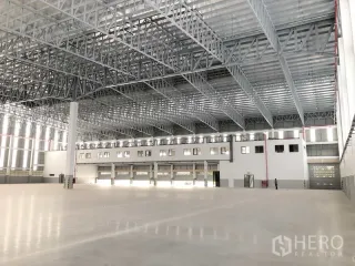 Аренда и продажа склад в Mueang Samut Prakan, Самутпракан