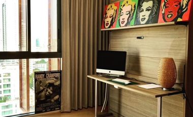 For sale 2 bed condo in Watthana, Bangkok