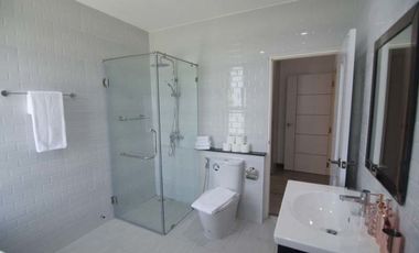 À louer et à vendre 4 chambres villa à Mueang Chiang Mai, Chiang Mai