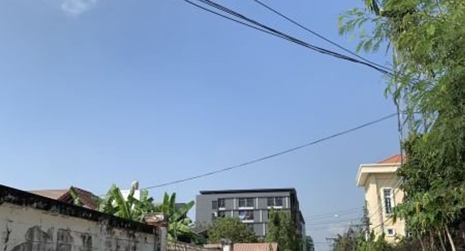 Terreno en venta en Pak Kret, Nonthaburi