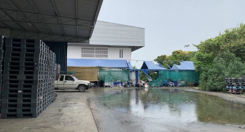 For sale warehouse in Khan Na Yao, Bangkok