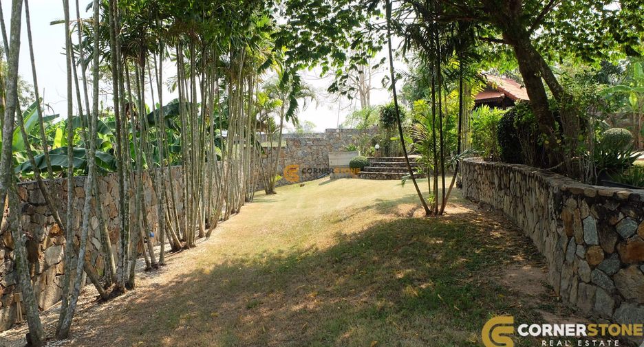 出租 和 出售 4 卧室 独立屋 在 Bang Lamung, Chon Buri