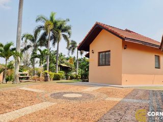 Haus zur Miete und zum Kauf mit 4 Zimmer in Bang Lamung, Chonburi