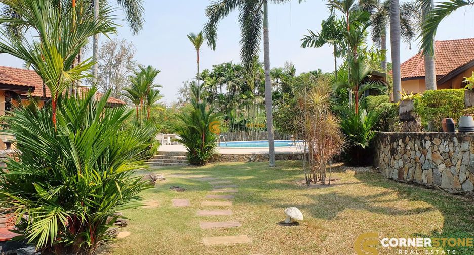 出租 和 出售 4 卧室 独立屋 在 Bang Lamung, Chon Buri