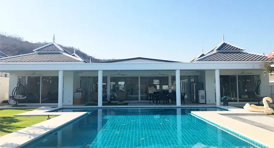 For sale 3 Beds villa in Hua Hin, Prachuap Khiri Khan
