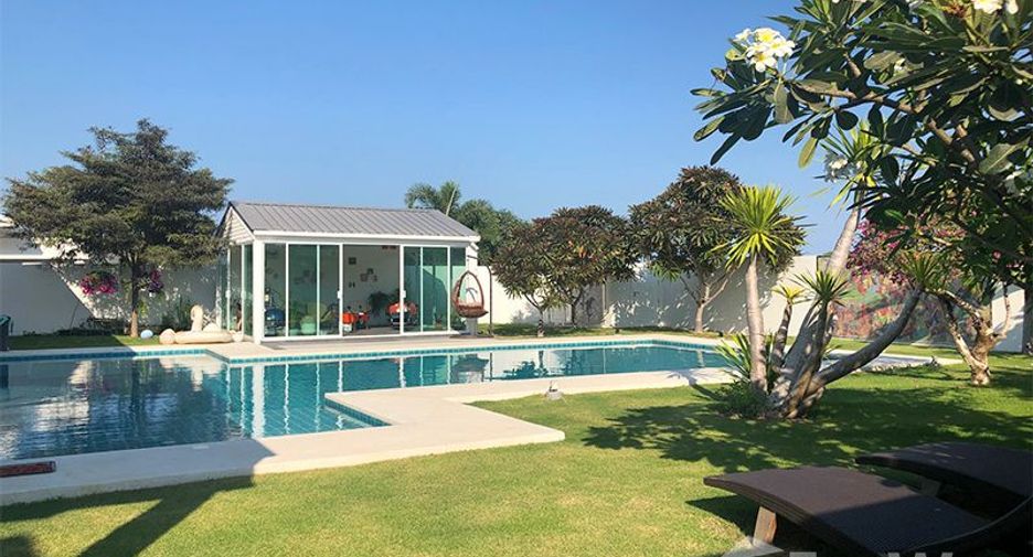 For sale 3 Beds villa in Hua Hin, Prachuap Khiri Khan