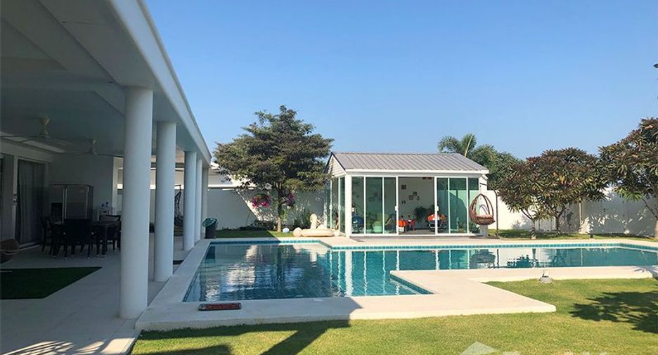 For sale 3 Beds villa in Hua Hin, Prachuap Khiri Khan