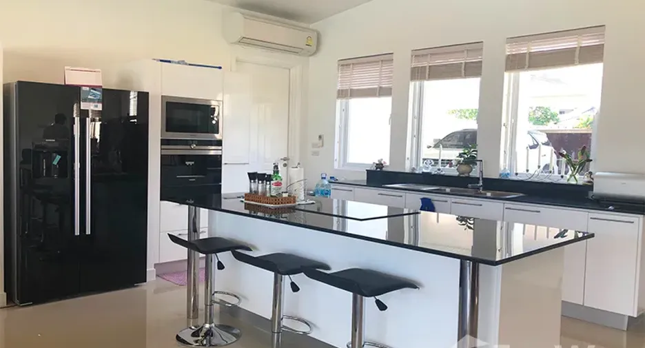For sale 3 Beds villa in Hua Hin, Prachuap Khiri Khan