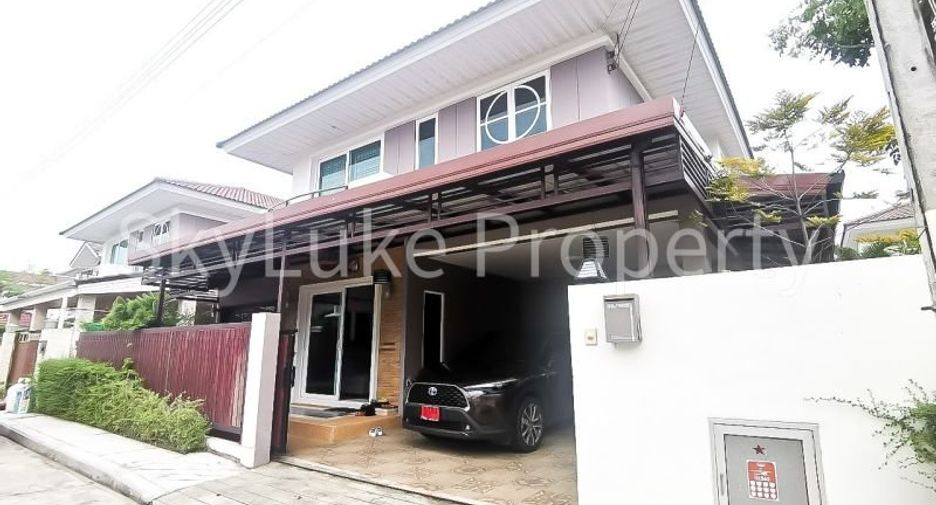 For sale 5 Beds house in Mueang Phuket, Phuket