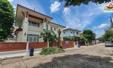 Haus zum Kauf mit 3 Zimmer in Bang Phli, Samut Prakan