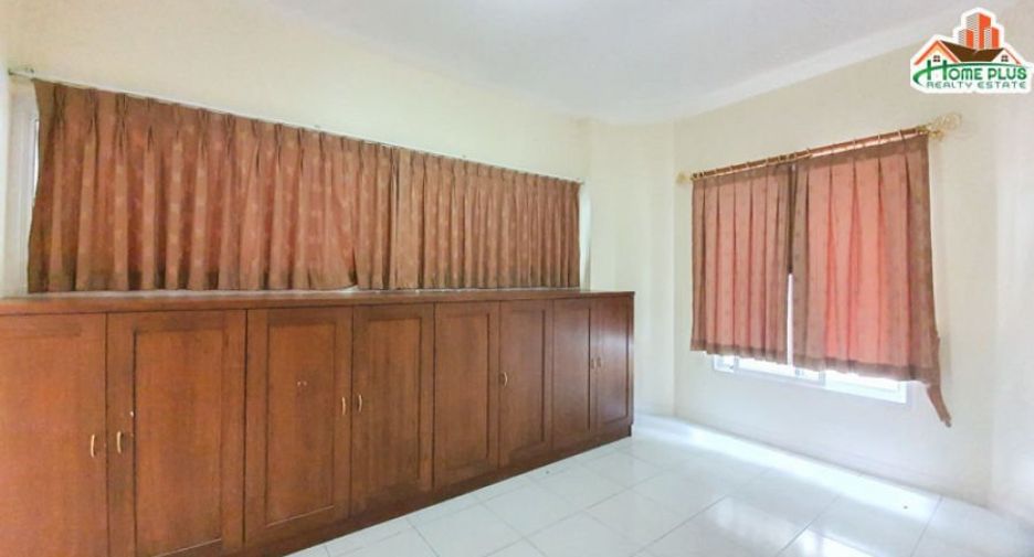 Haus zum Kauf mit 3 Zimmer in Bang Phli, Samut Prakan