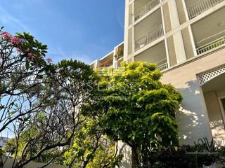 For rent 3 bedrooms condo in Sathon, Bangkok