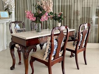 For rent 3 bedrooms condo in Sathon, Bangkok