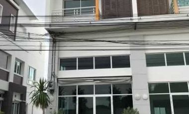 For rent 3 Beds retail Space in Lak Si, Bangkok