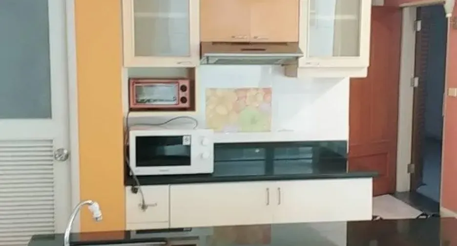 For sale 1 bed condo in Watthana, Bangkok
