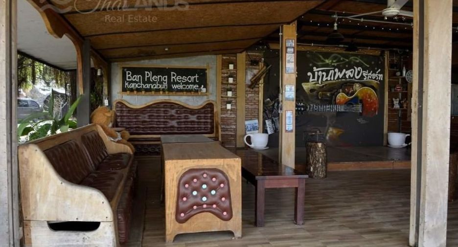 For sale 11 ベッドルーム retail Space in Mueang Kanchanaburi, Kanchanaburi