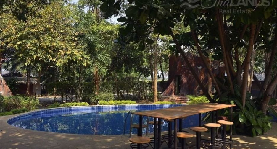 For sale 11 ベッドルーム retail Space in Mueang Kanchanaburi, Kanchanaburi