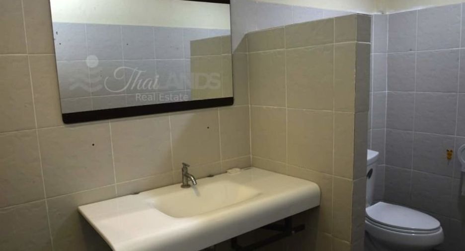 For sale 11 ベッドルーム retail Space in Mueang Kanchanaburi, Kanchanaburi