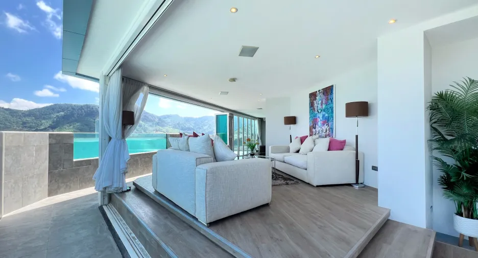 For sale 3 bed condo in Kathu, Phuket