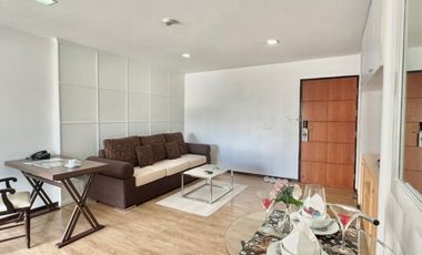 For rent 2 bed apartment in Watthana, Bangkok