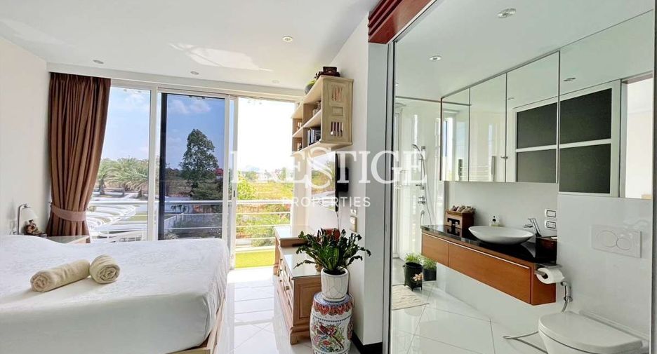 For sale 3 bedrooms condo in Sattahip, Chonburi