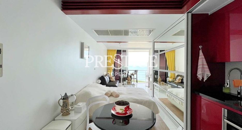 For sale 3 bedrooms condo in Sattahip, Chonburi