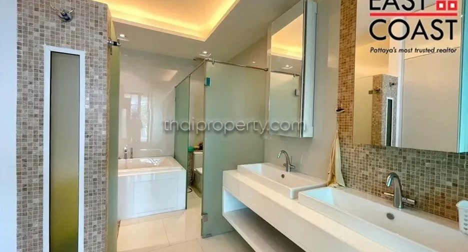 For rent and for sale 2 bedrooms condo in Bang Lamung, Chonburi