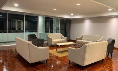 For rent 3 bed condo in Watthana, Bangkok