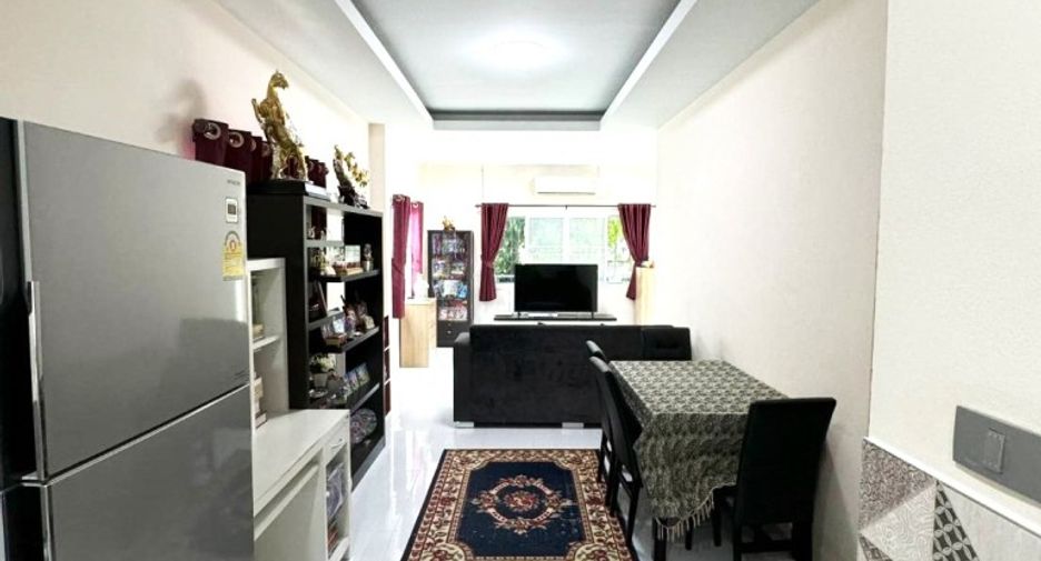 Haus zum Kauf mit 2 Zimmer in Bang Lamung, Chonburi