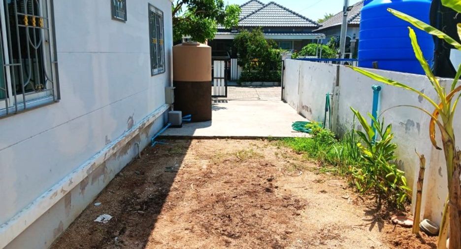 Haus zum Kauf mit 2 Zimmer in Bang Lamung, Chonburi