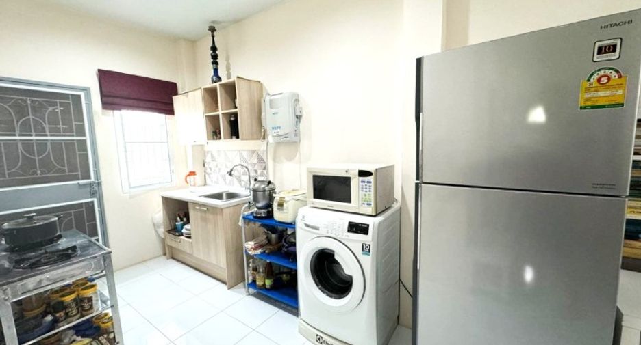 Haus zum Kauf mit 2 Zimmer in Bang Lamung, Chonburi