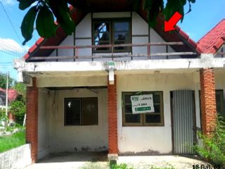 Casa adosada en venta de 2 habitaciones en Tha Yang, Phetchaburi