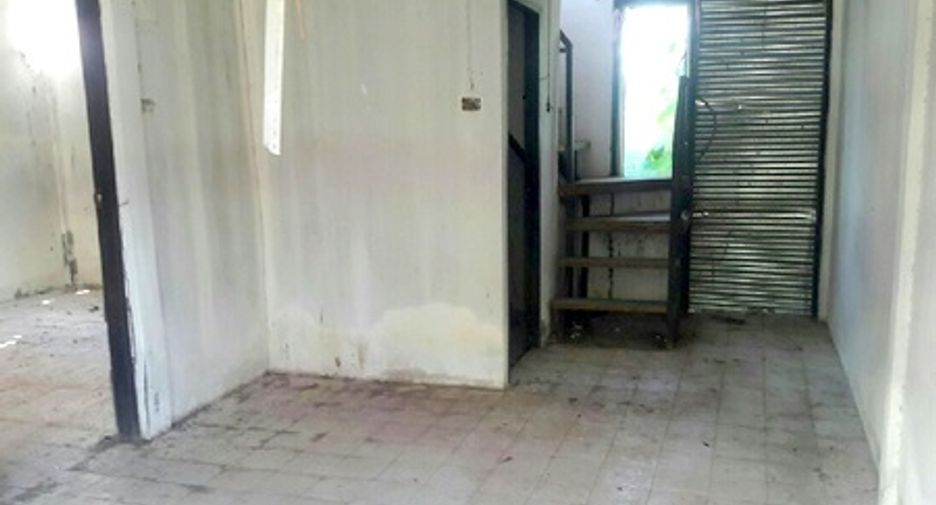 Reihenhaus zum Kauf mit 2 Zimmer in Tha Yang, Phetchaburi