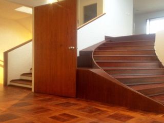 For sale 3 bedrooms house in Phaya Thai, Bangkok
