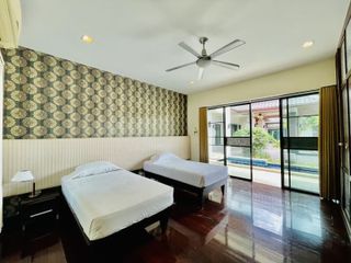 For rent 5 bed house in Pratumnak, Pattaya
