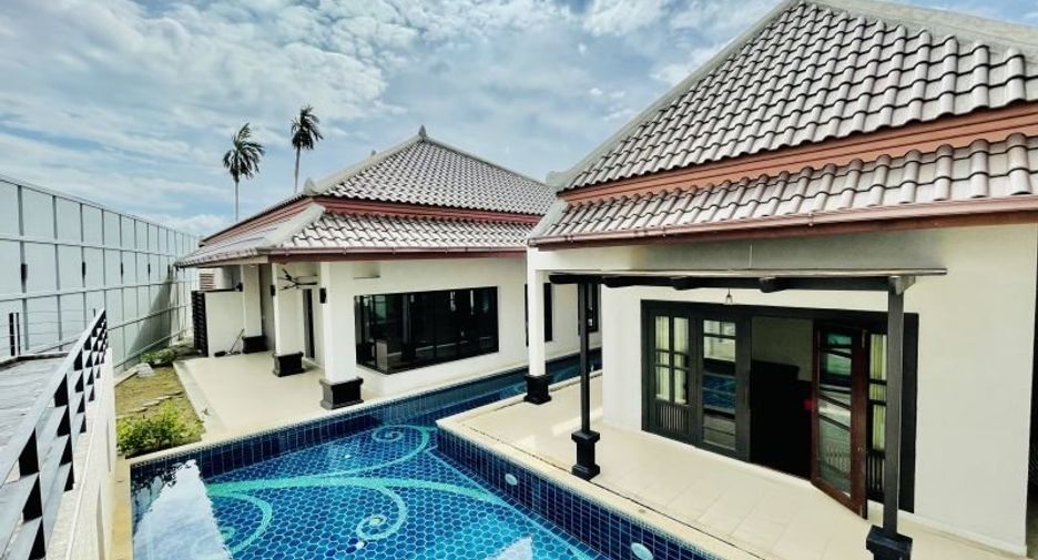For rent 5 Beds house in Pratumnak, Pattaya