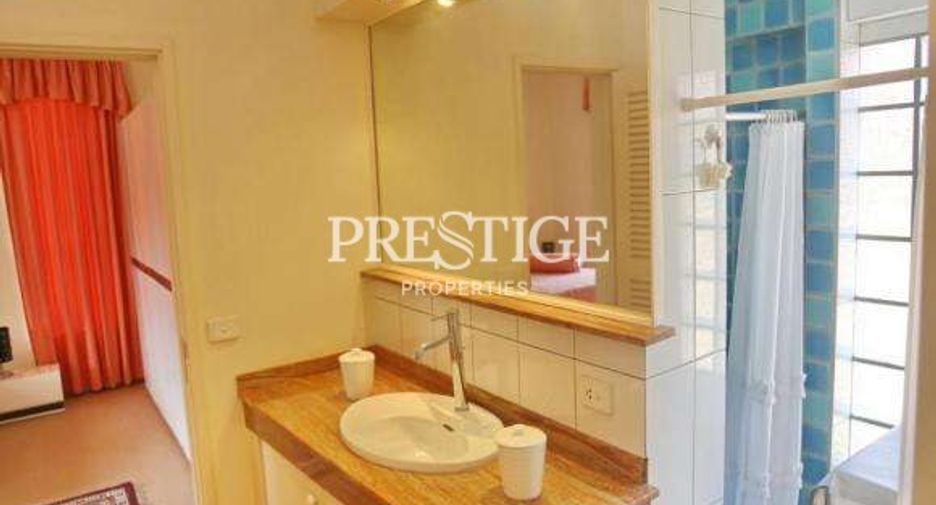 For sale 6 bedrooms house in Bang Lamung, Chonburi