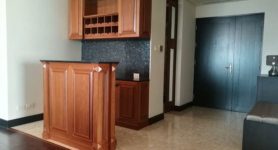 Wohnung zur Miete mit 4 Zimmer in Pathum Wan, Bangkok
